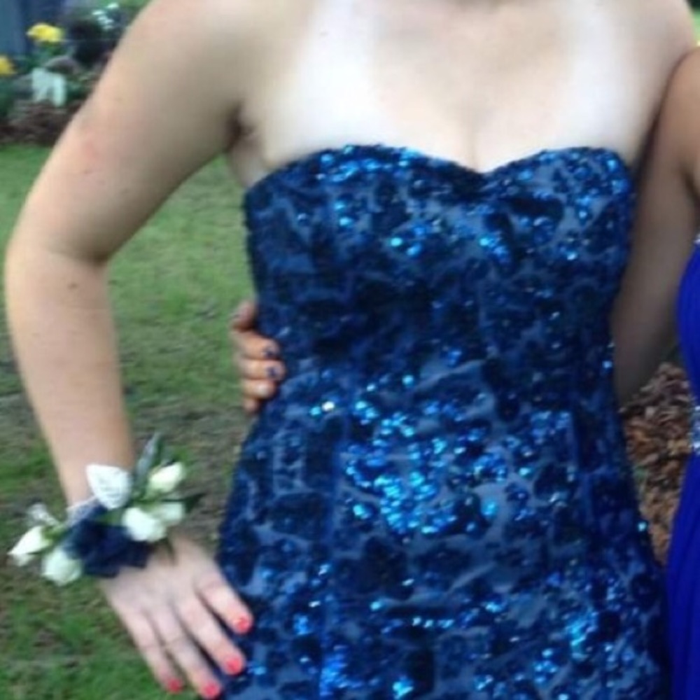 Cache blue sequined formal dress
